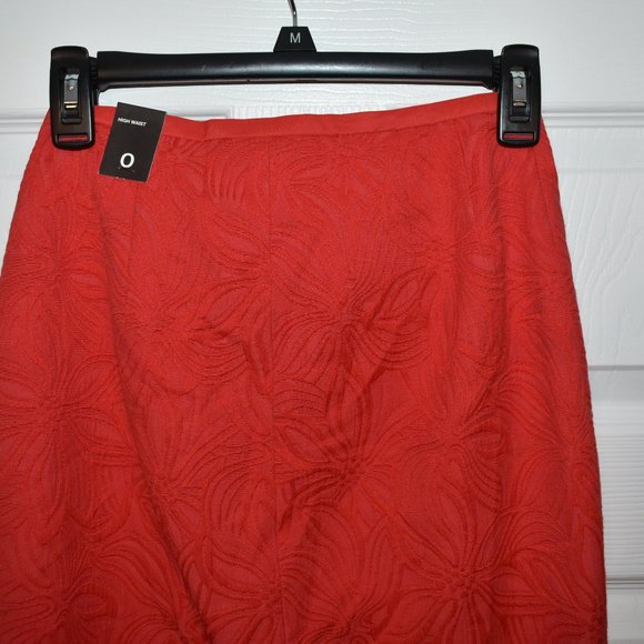 The Limited Woman Red Pencil Skirt SZ 0 NWT - Picture 2 of 5
